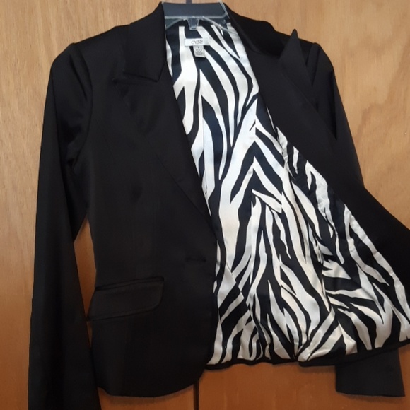 Cache black jacket - Picture 2 of 2